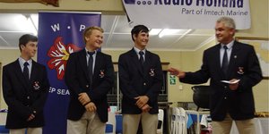 Die WP Juniorspan wat hul “Caps” ontvang het, met vlnr Werner van Zyl (Gansbaaier), Bradley Bartlett en  Juandré Geldenhuys (Kapt) saam met DP Burger